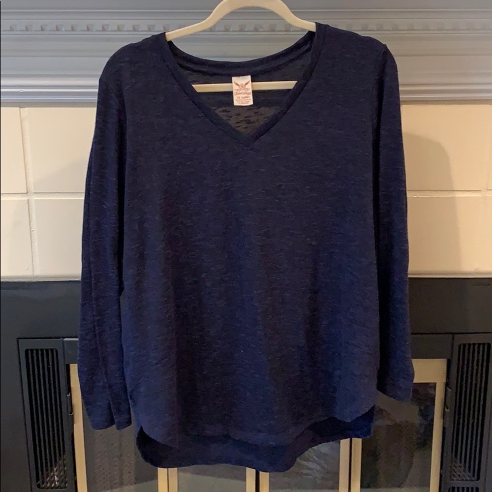 Basic Navy Blue Longsleeve Tee